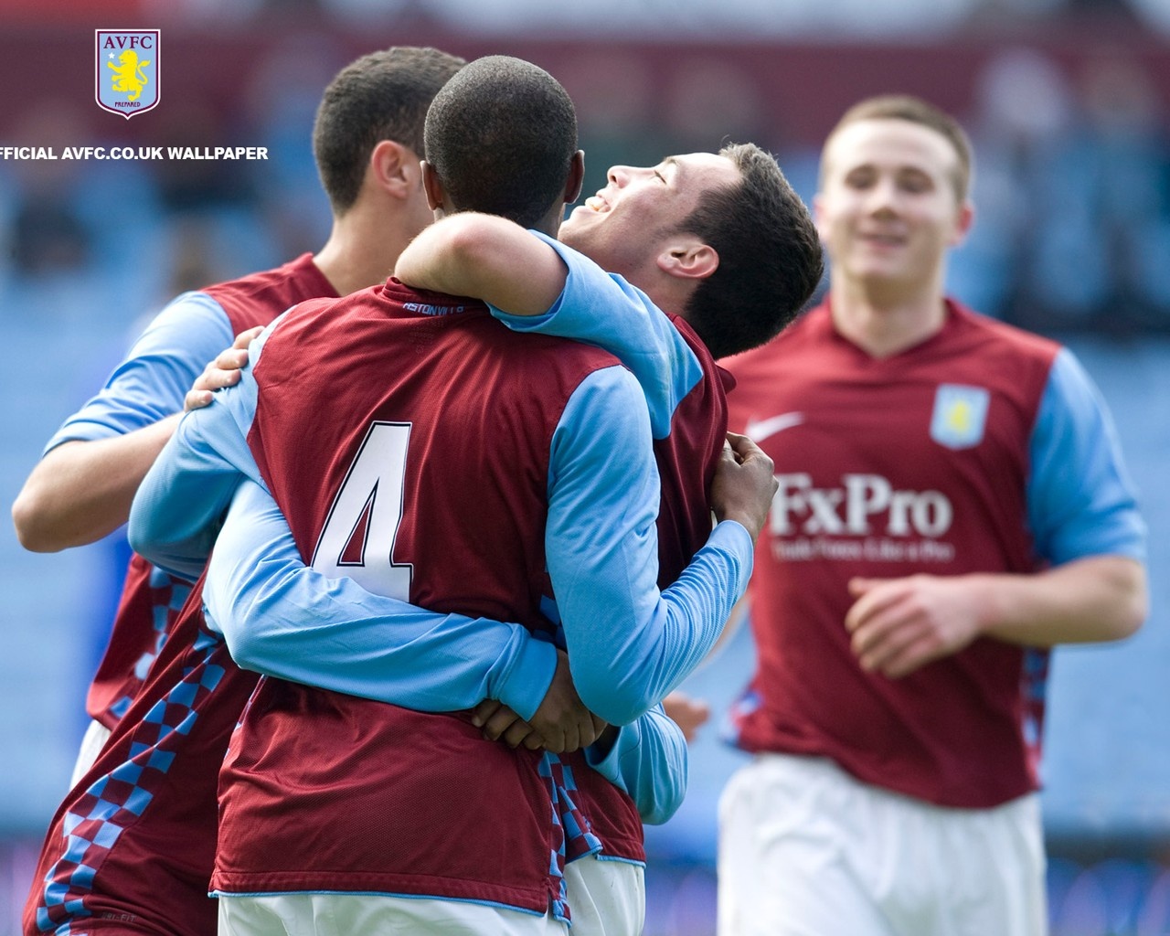 赛场上多次 赛场上多次