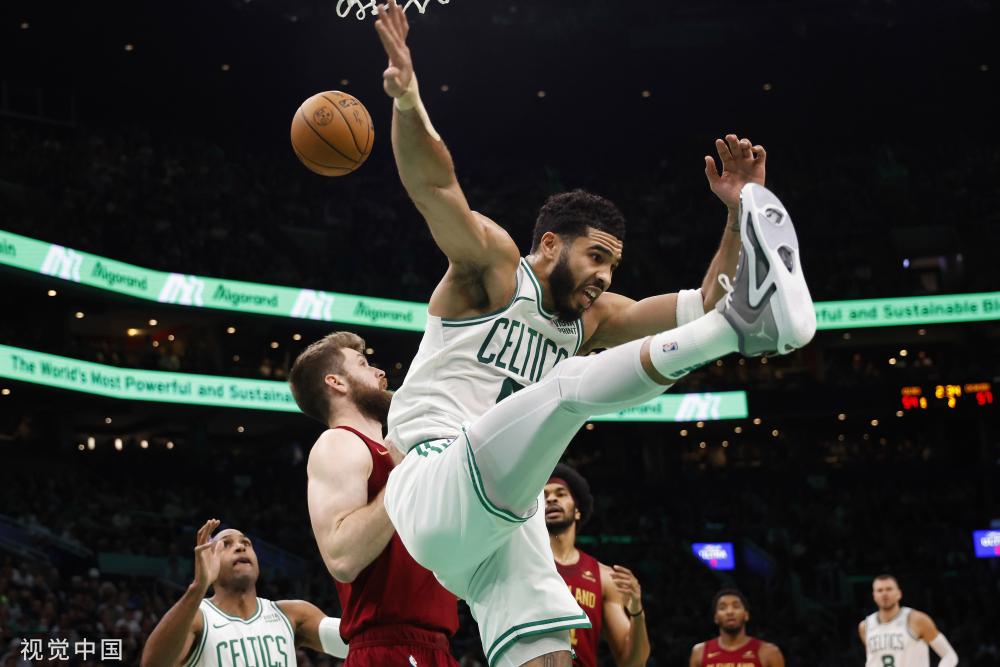 这使得他的 这使得他的