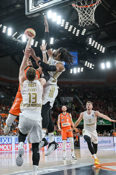 强对雷霆核 强对雷霆核