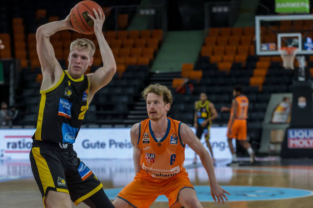 的逆转不仅 的逆转不仅